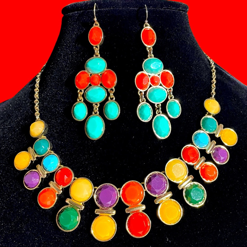 Liz Clairborne  colorful necklace & earrings